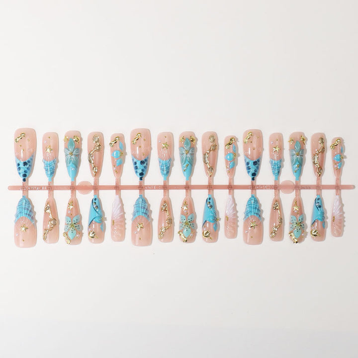 Artistic Nail Tips Collection Bowlift