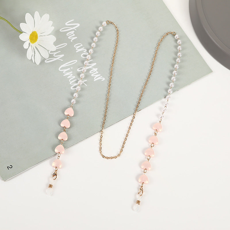Heart Charm Eyewear Chain Bowlift
