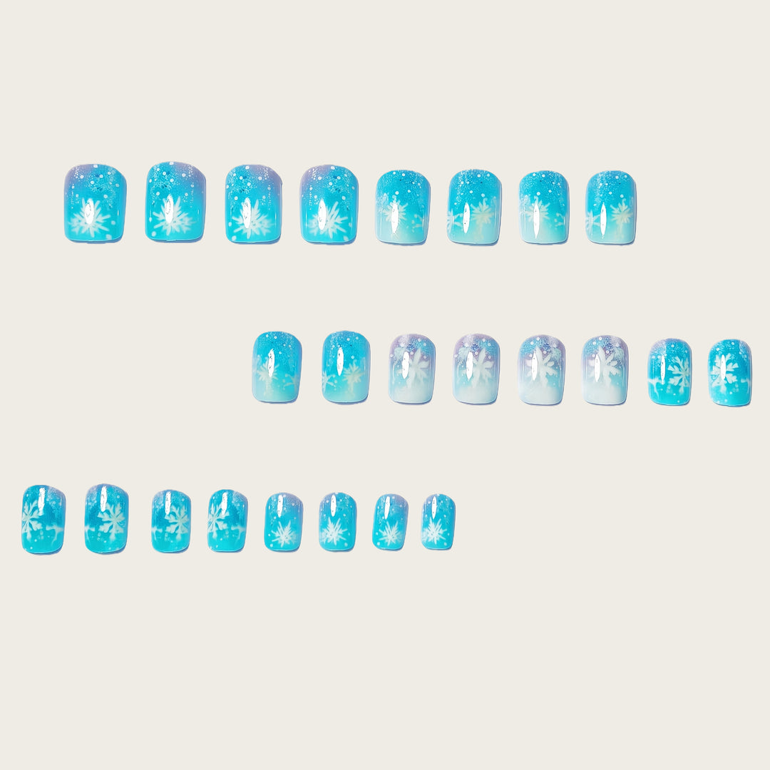 Seasonal Snowflake-Themed Press-On Nail Set Bowlift