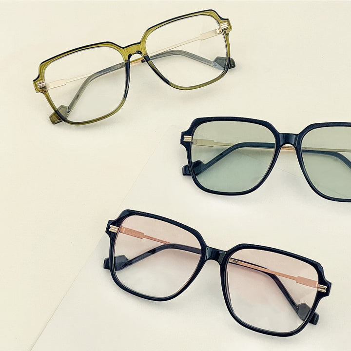 Women’s trendy fashionable sunglasses with elegant metal detail Bowlift
