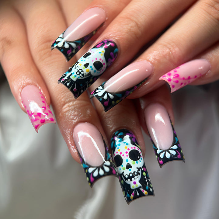 Artistic Skull Design Nail Art Bowlift