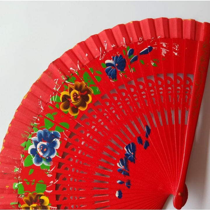 Women's Fan with Colorful Floral Design Bowlift