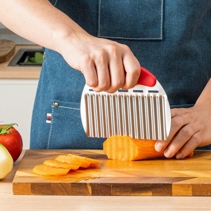 High-quality dough cutter with ergonomic handle Bowlift