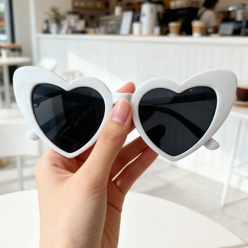 Vintage Heart-Frame Sunglasses Bowlift