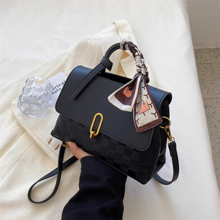 Structured Tote Handbag Bowlift