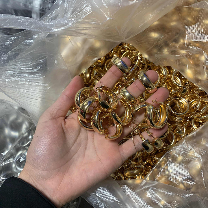 Fashionable Hoops Made of High-Quality Precious Metal Bowlift