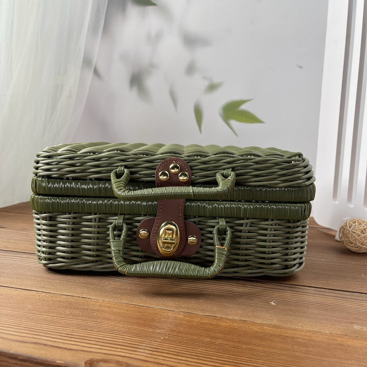 Decorative Woven Handbag Bowlift