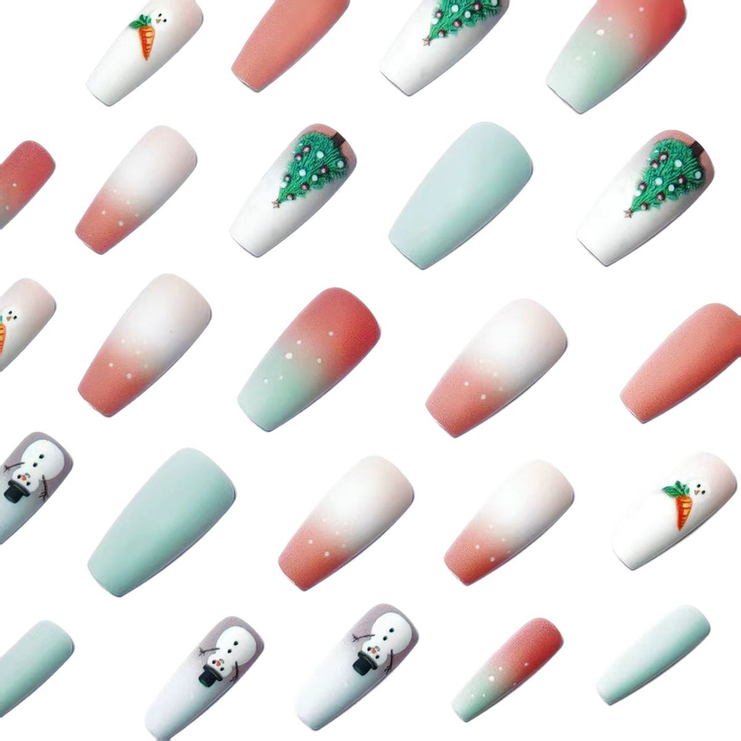 Artificial nails with winter snowman design Bowlift