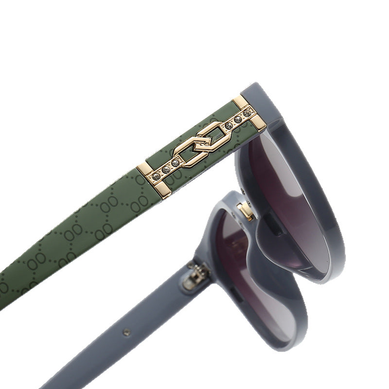 Women's Designer Sunglasses with Luxurious Frame and Trendy Jewelry Detail Bowlift