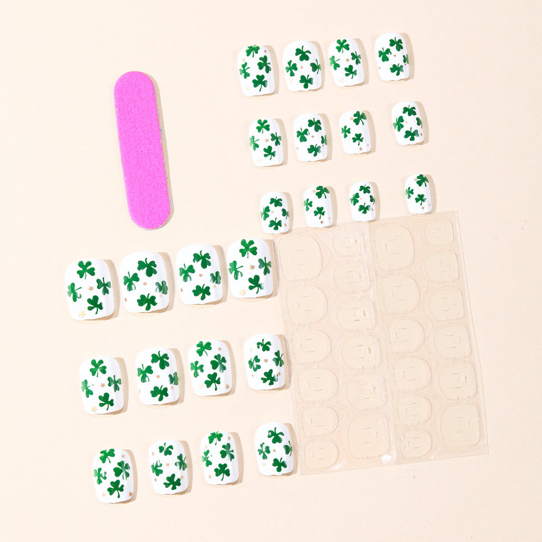 Shamrock-Themed Nail Art Extensions Bowlift