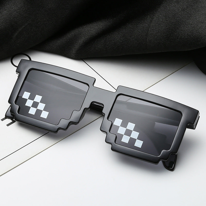 Women's eye-catching pixel-pattern sunglasses Bowlift
