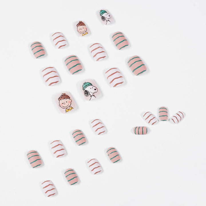 Artificial artificial nails with playful mascot design Bowlift