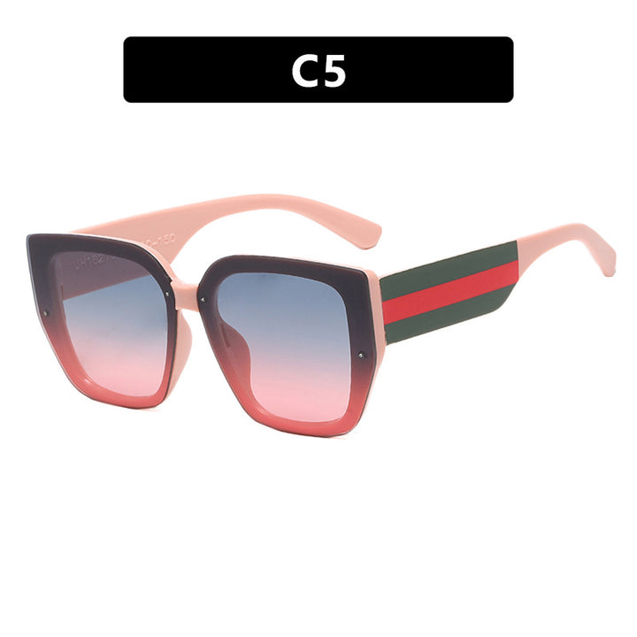 Women's oversized sunglasses with a fashionable frame and UV protection Bowlift