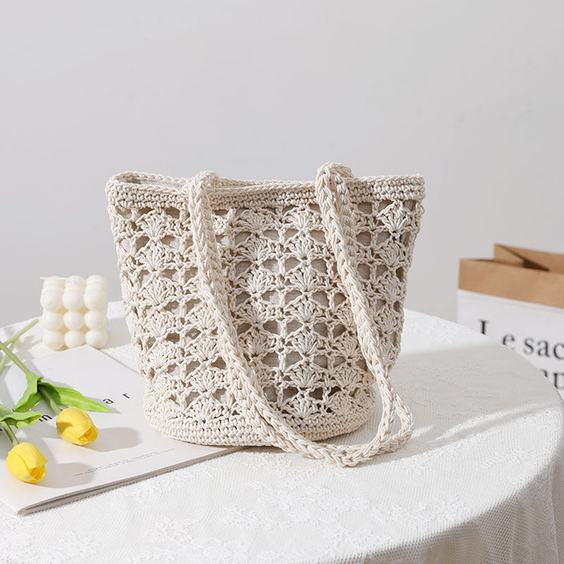 Crocheted Weekend Bag Bowlift