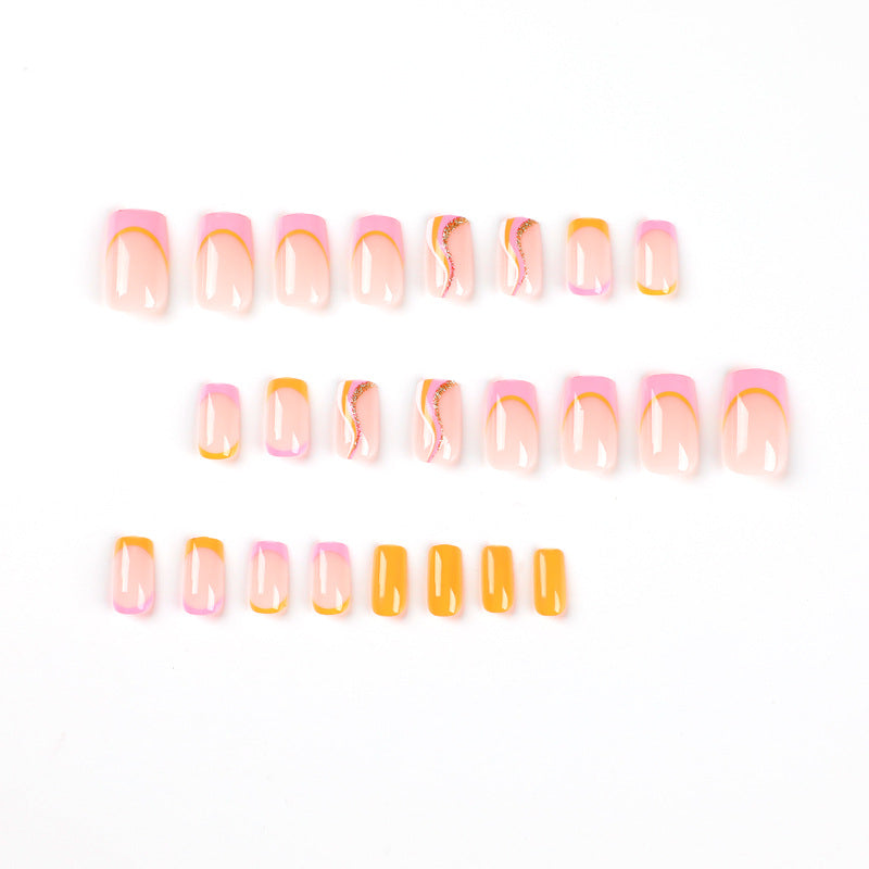 Artificial Nail Art with Trendy Gradient Bowlift