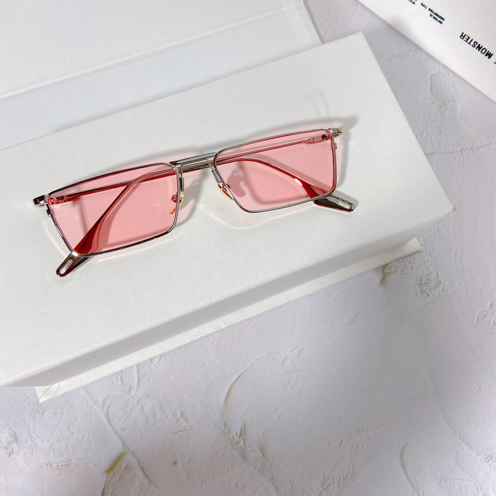 Fashionable sunglasses with rectangular metal frame Bowlift