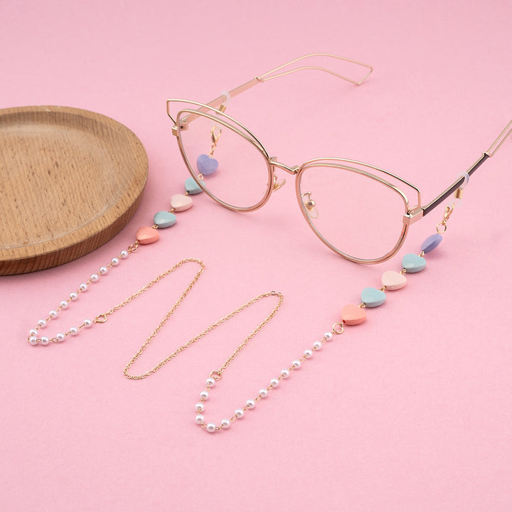 Heart Beaded Eyewear Chain Bowlift