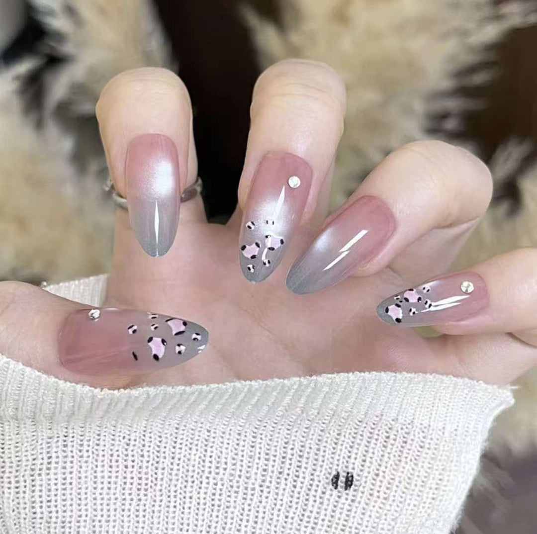 Decorative Press-On Nail Extensions with Bow and Rhinestone Accents Bowlift