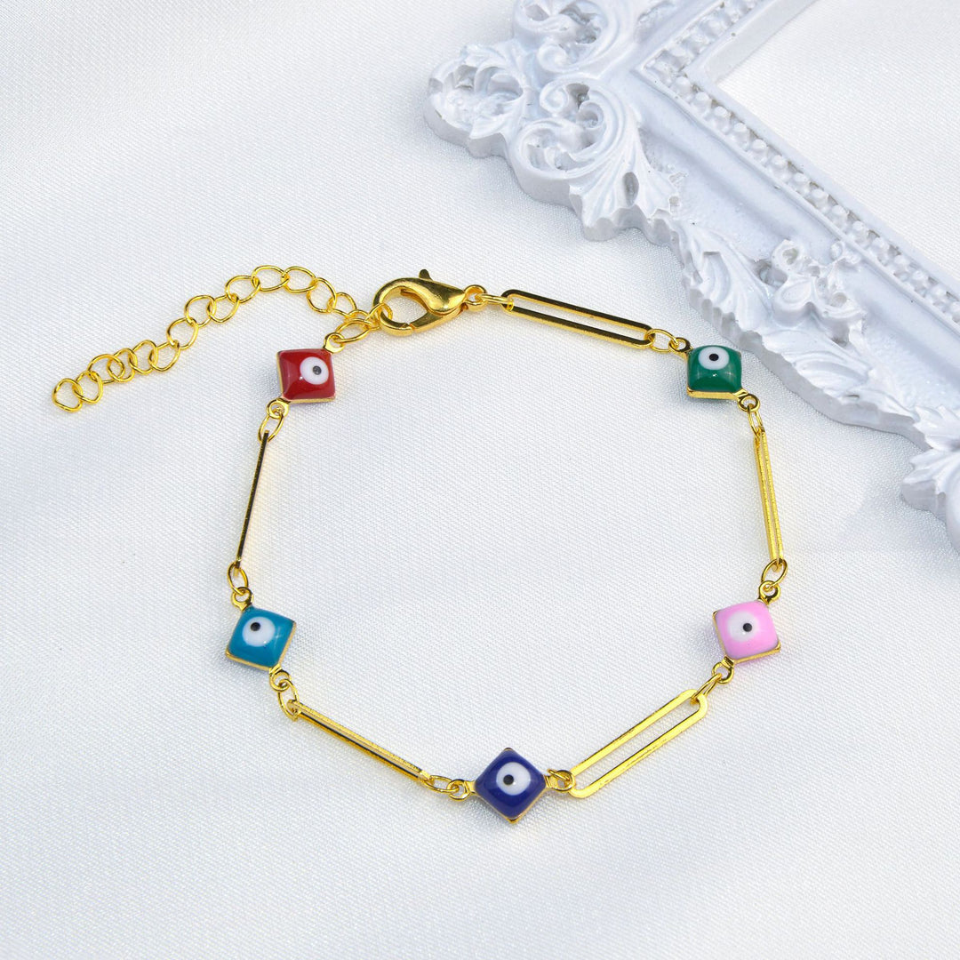 Artistic Eye Charm Bracelet Bowlift