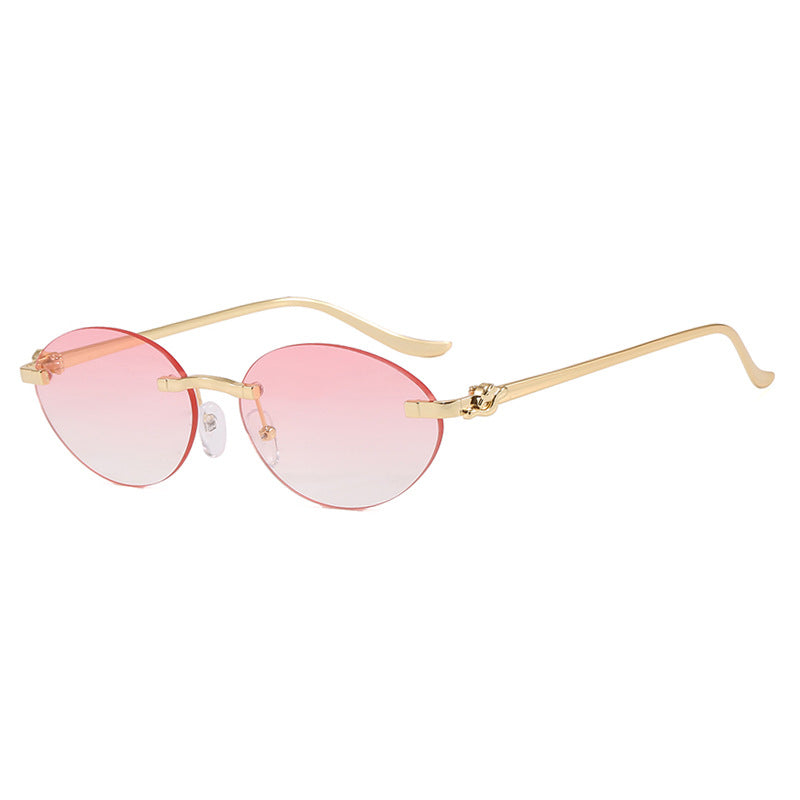 Women's elegant oval sunglasses with golden accents Bowlift