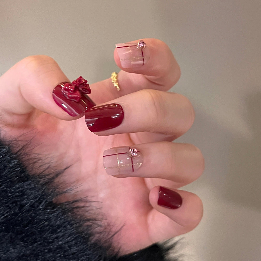 Decorative Press-On Nail Art Extensions with Bow Accents Bowlift