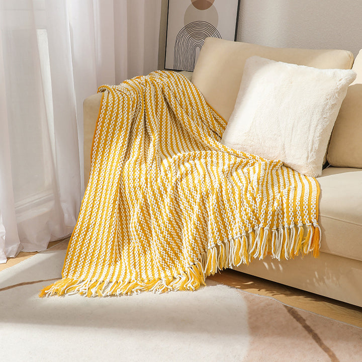 Decorative Throw Blanket Bowlift