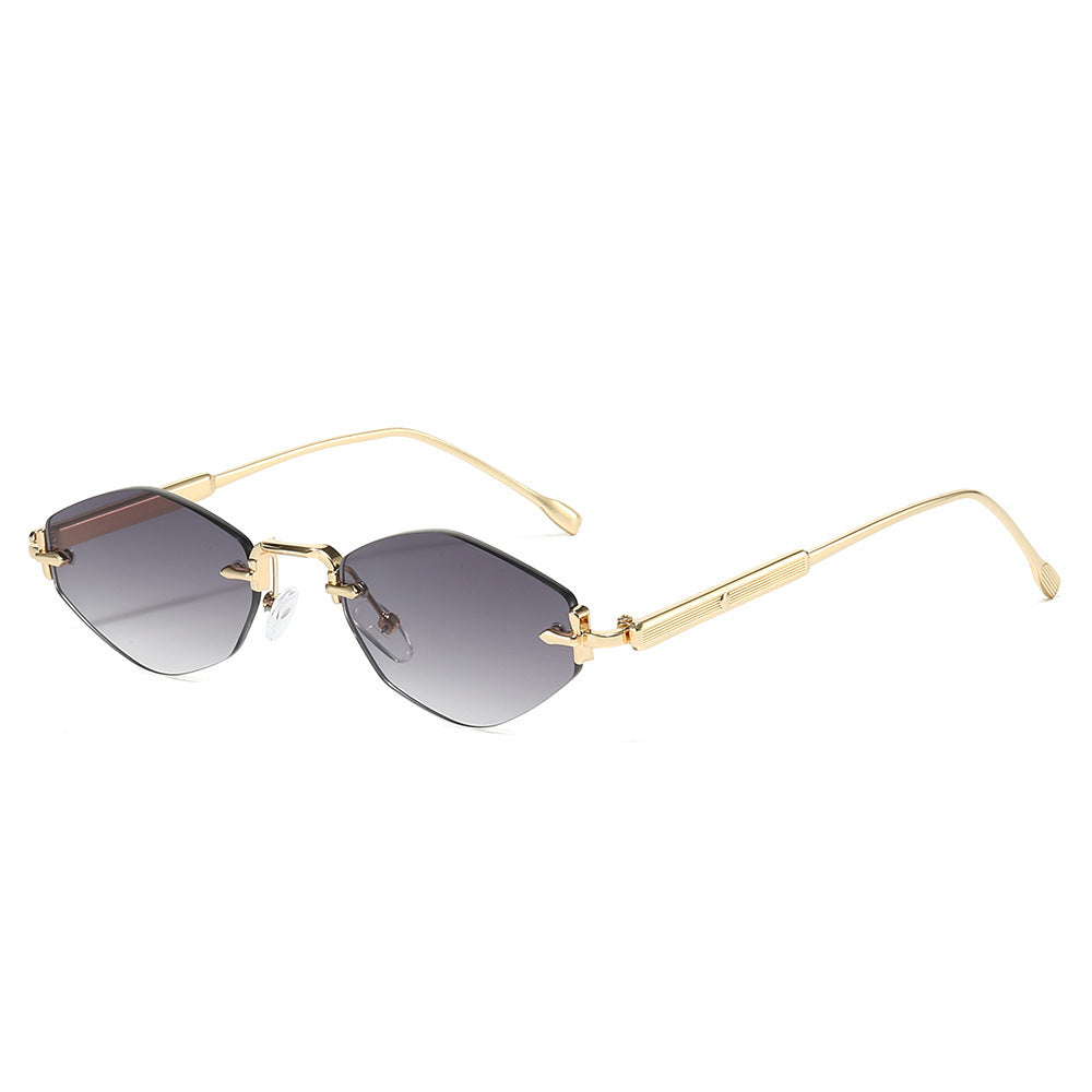 Chic Angular Cat-Eye Sunglasses Bowlift