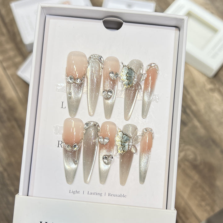 Decorative Stiletto Press-On Nail Art Set with Butterfly Accents Bowlift