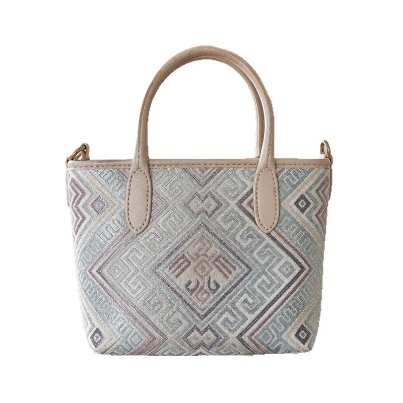 Woven Handbag Bowlift