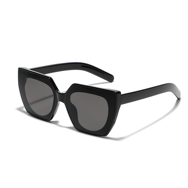 Women’s oversized square sunglasses with stylish design Bowlift
