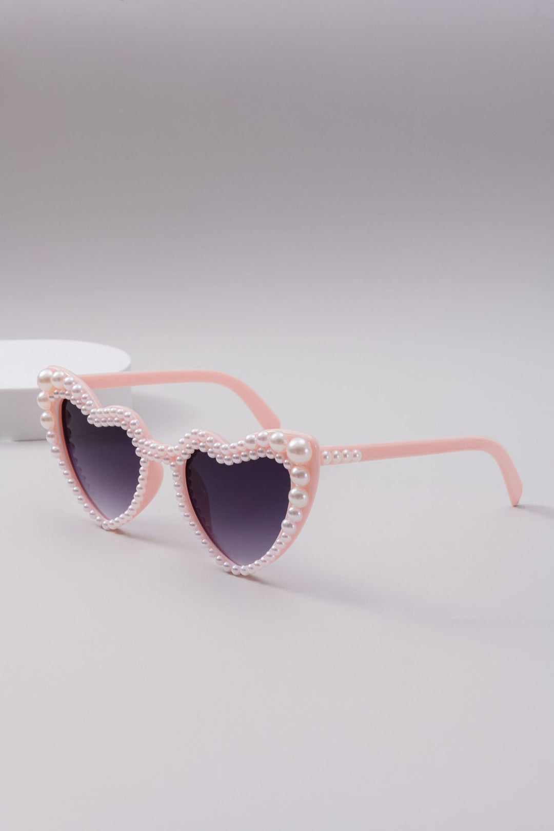 Women’s Designer Sunglasses with Pearl Frame by Bowlift