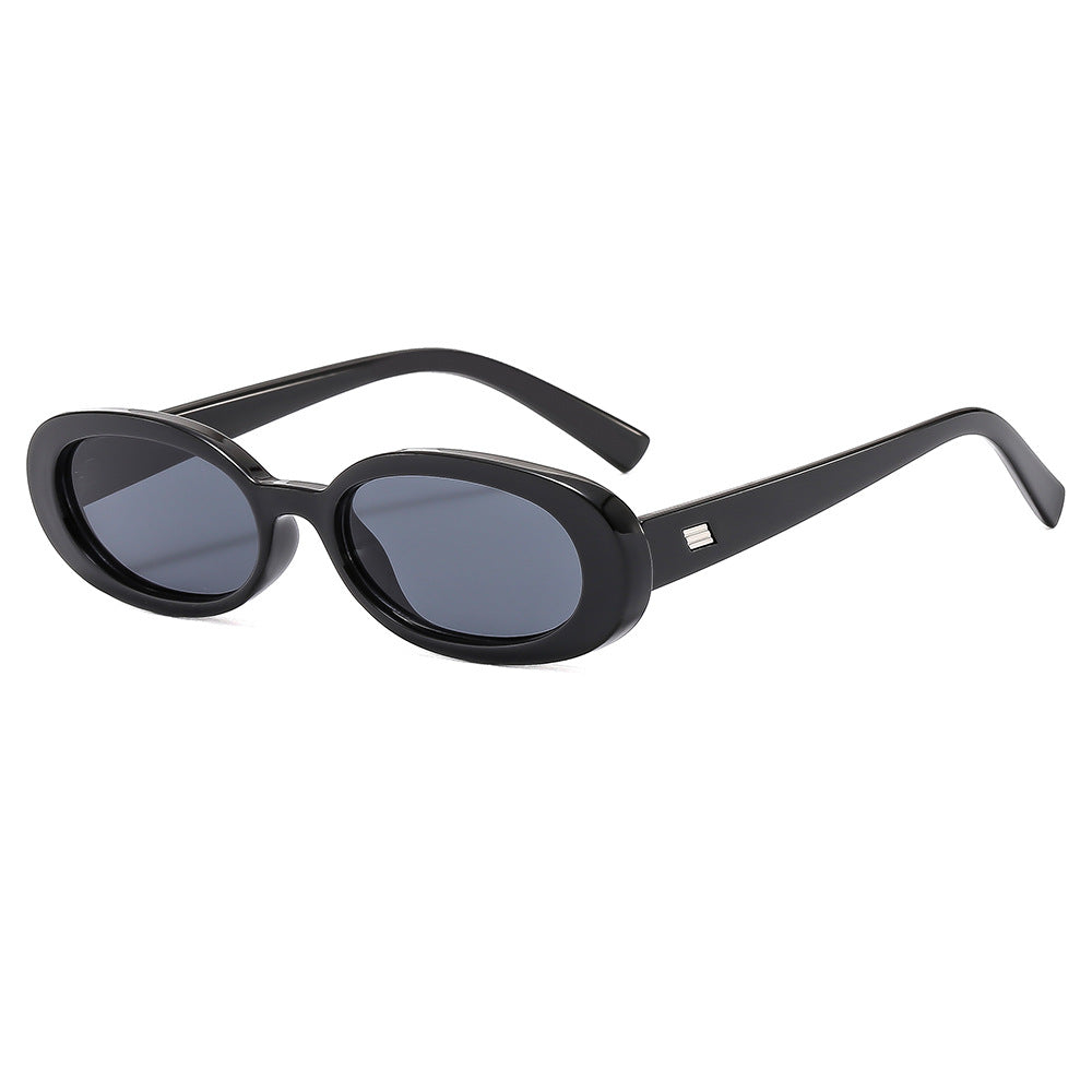 Ladies fashionable sunglasses in elegant tortoise shell design Bowlift
