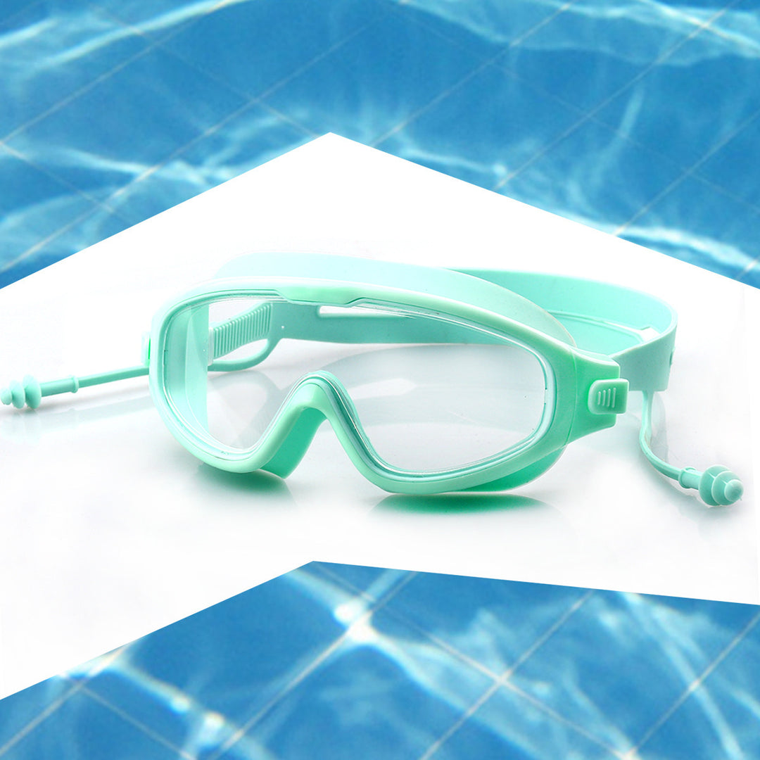Swimming mask with ergonomic fit and clear view Bowlift