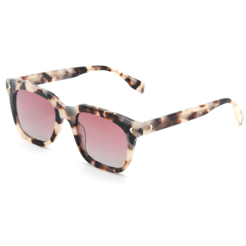 Women's fashionable oversized sunglasses with innovative plastic frame Bowlift