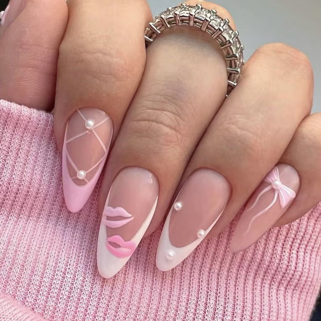 Artistic Press-On Nail Set with Kiss and Bow Design Bowlift