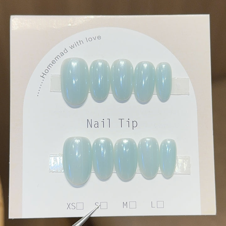 Artifical Nail Tips with Shimmering Effect Bowlift