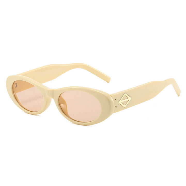 Vintage-Inspired Oval Frame Sunglasses Bowlift