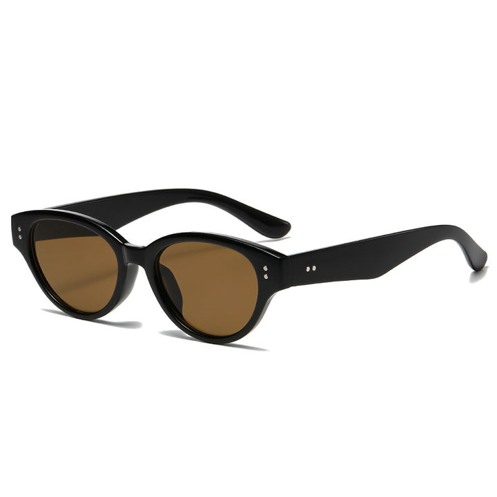 Women's stylish sunglasses in trendy retro style Bowlift