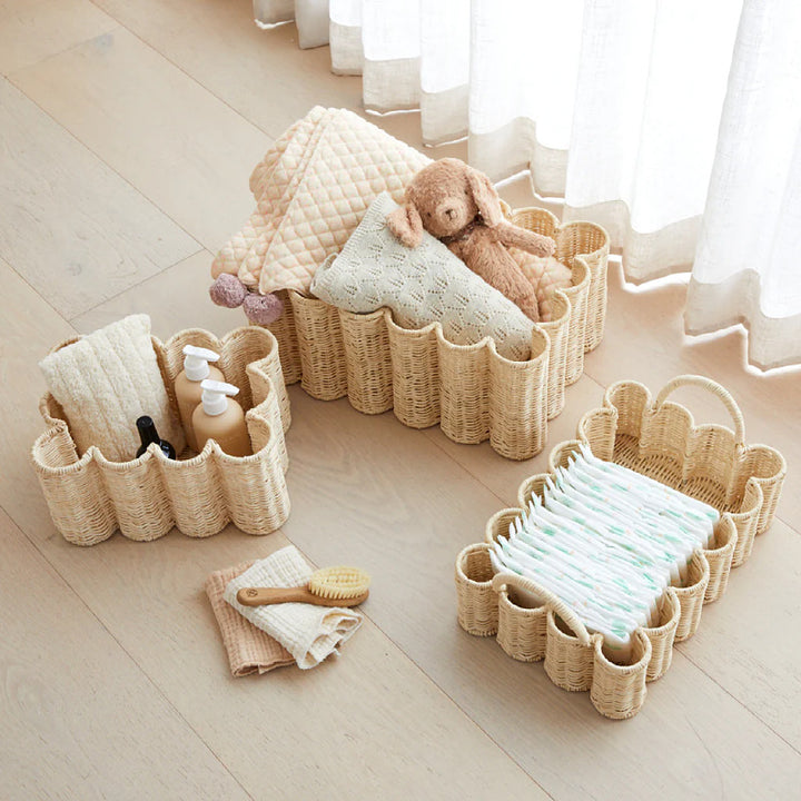 Playful storage basket in flower design Bowlift