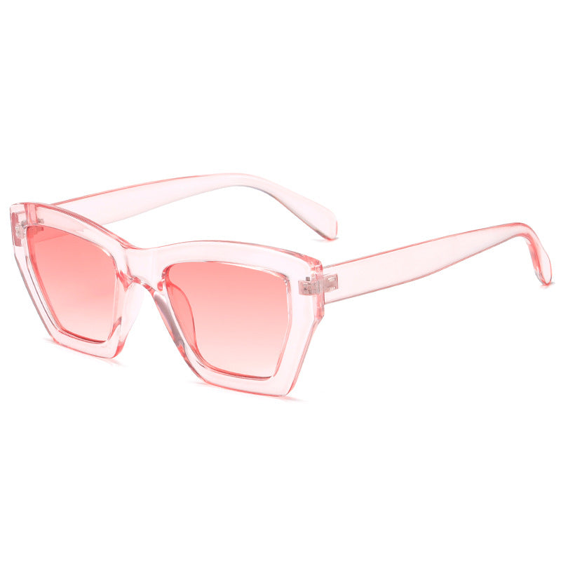 Ladies trendy sunglasses in modern geometric design Bowlift