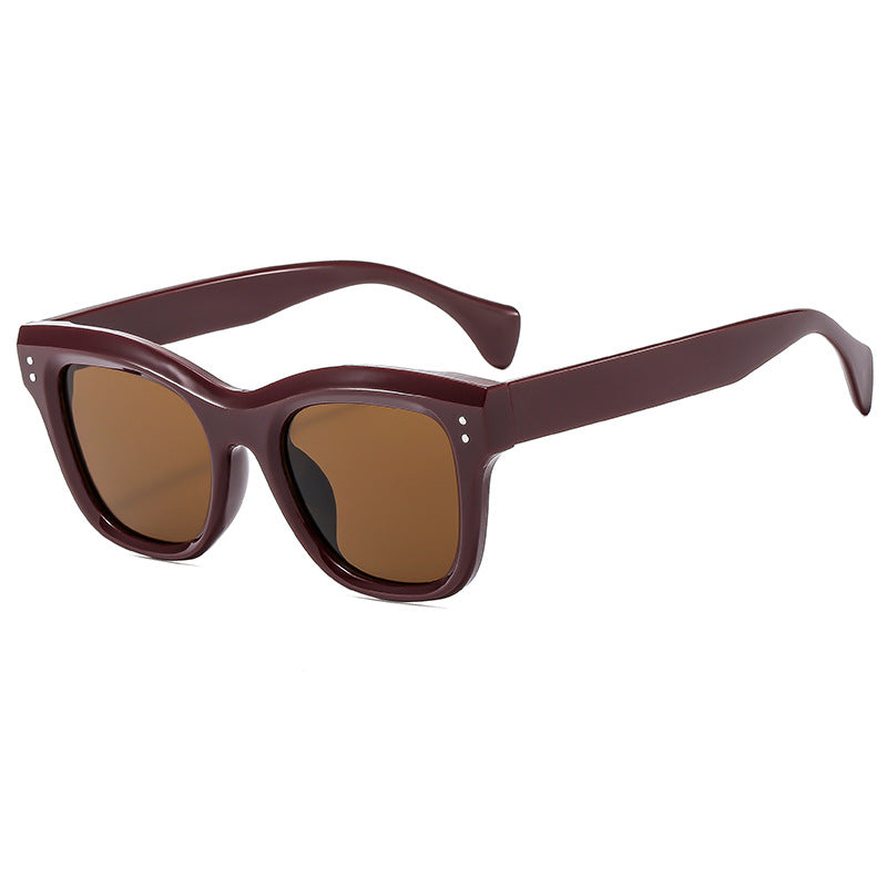 Women’s sunglasses in modern oversized style Bowlift