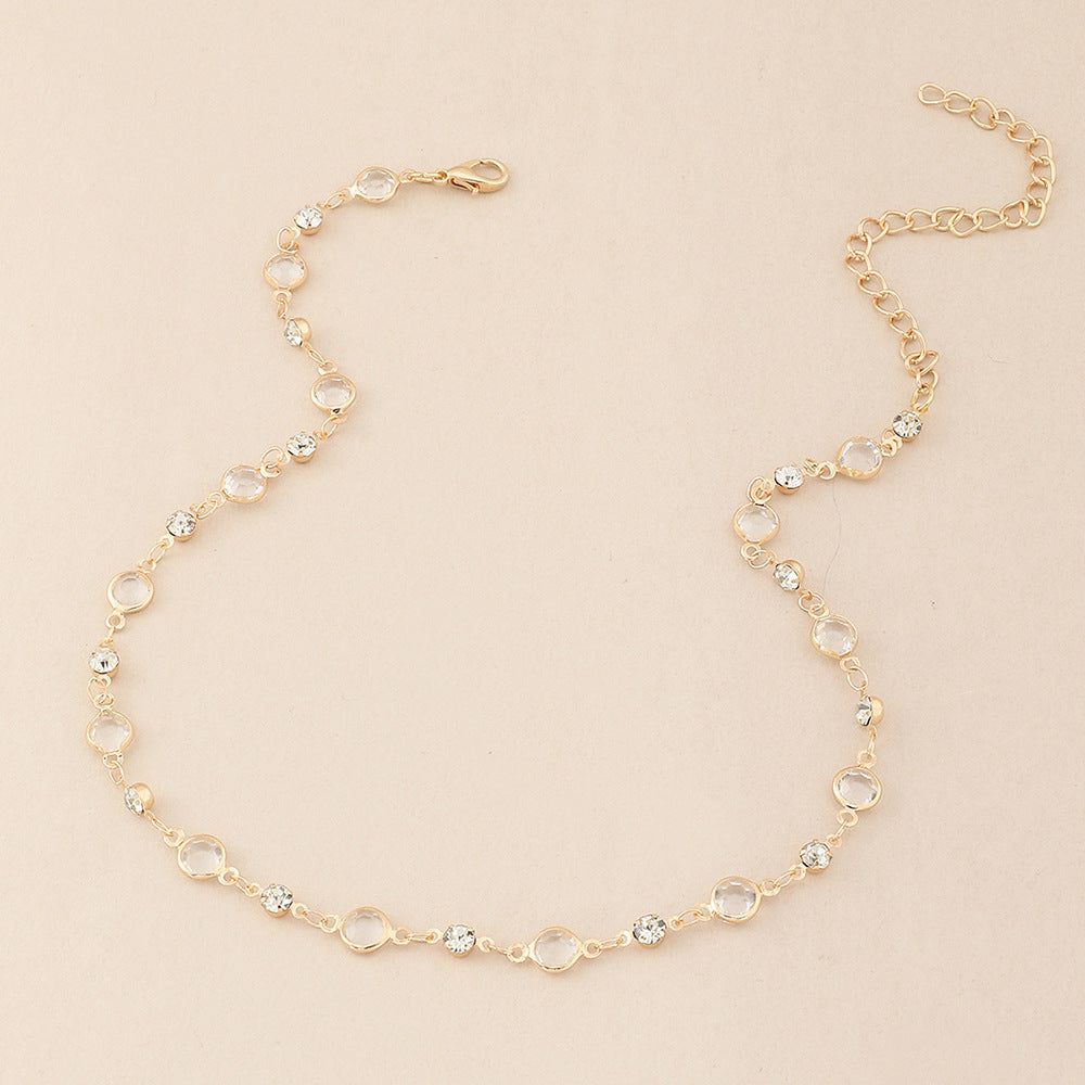 Elegant Crystal Embellished Anklet Bowlift