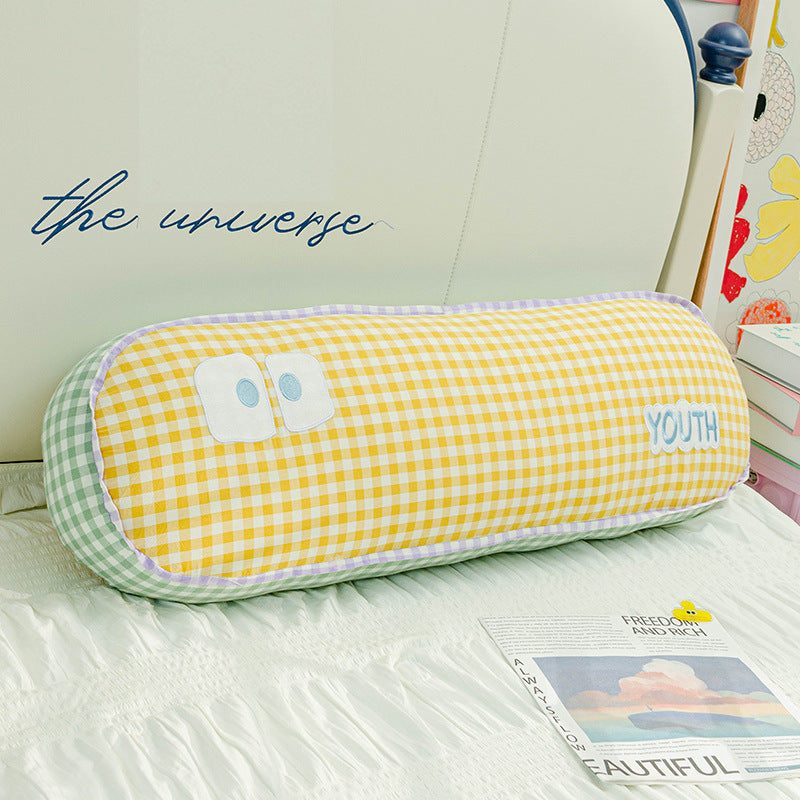 Cushion roll with playful design Bowlift