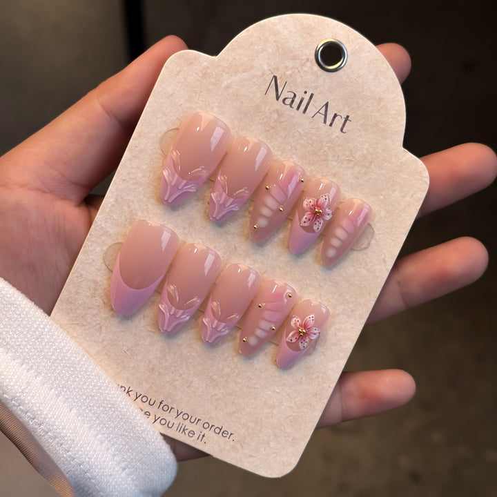Floral Art Press-On Nail Set Bowlift
