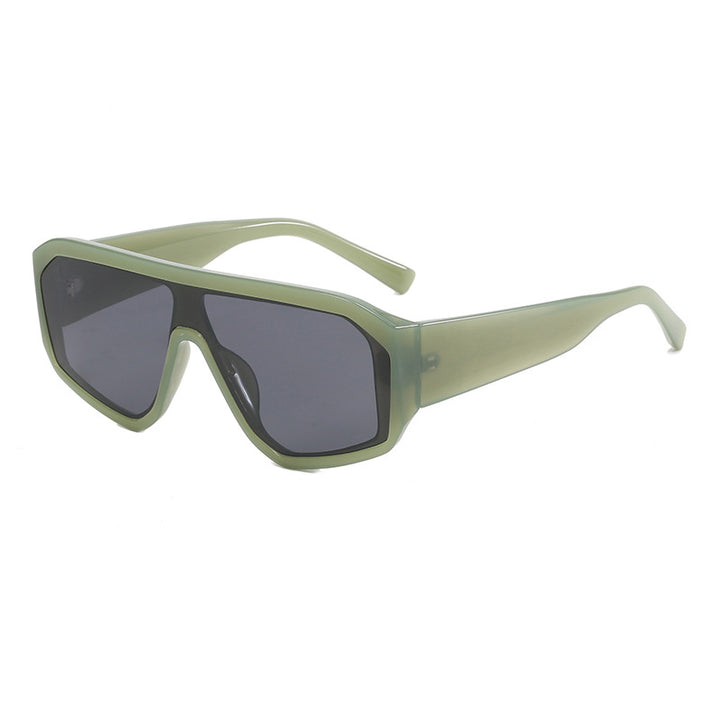 Women Fashionable Oversized Sunglasses in Futuristic Design Bowlift