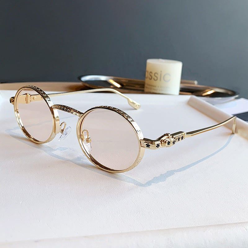 Ladies Elegant Sunglasses with Delicate Details Bowlift