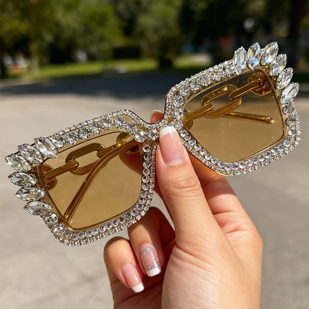 Decorative Rhinestone Embellished Sunglasses Bowlift