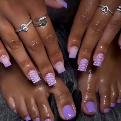 Elegant Nail Art Set with 3D Textured Designs Bowlift