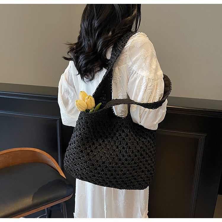 Hand-knotted Tote Bag Bowlift