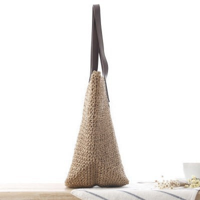 Beach bag with modern macrame design Bowlift